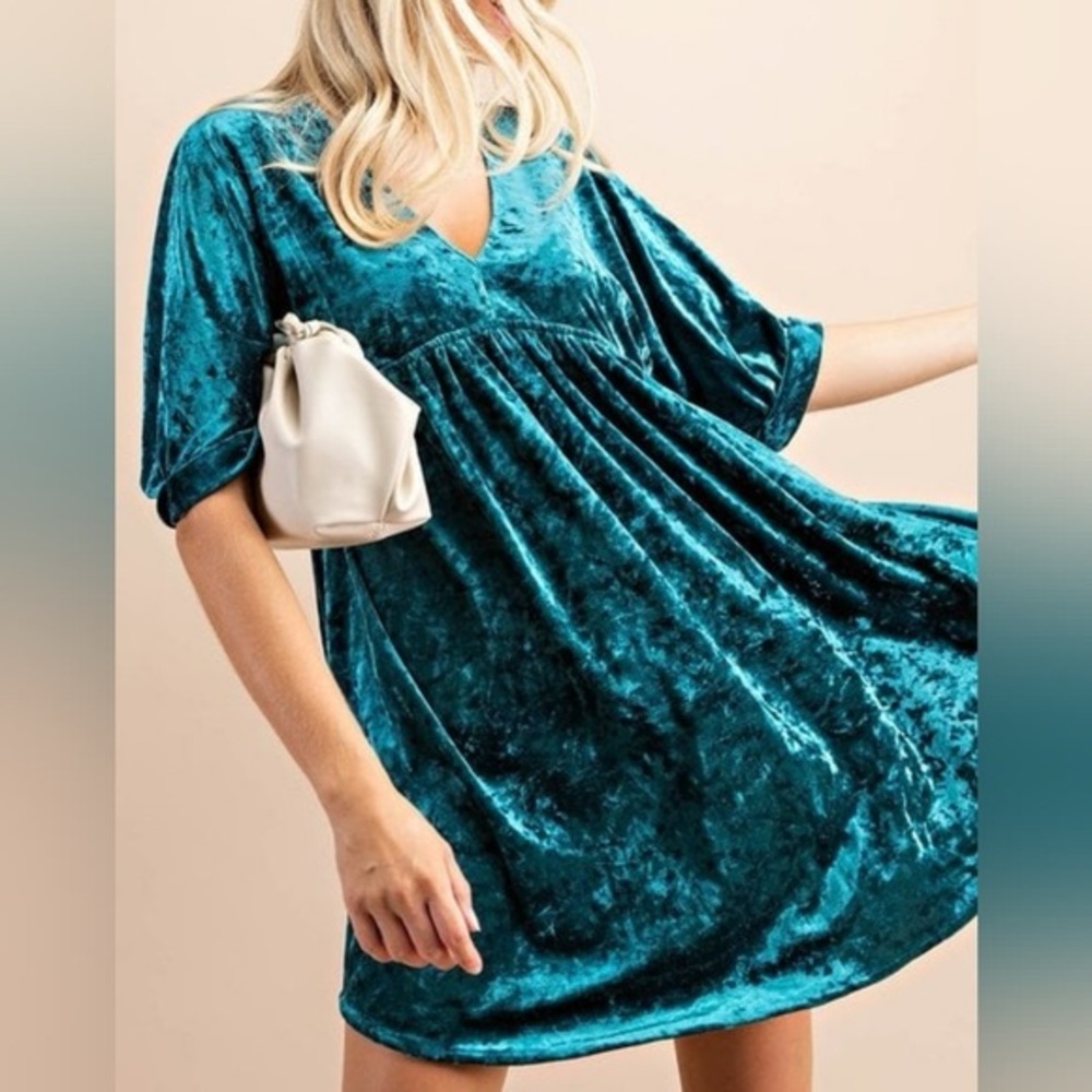 Elegant Teal Velvet Dress